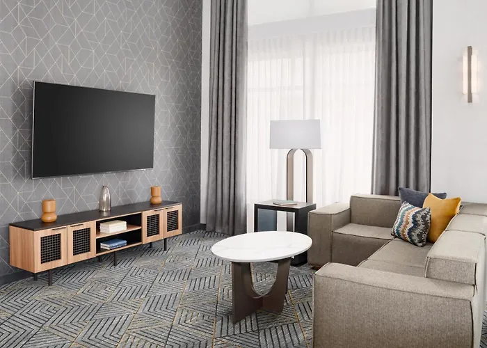 Homewood Suites By Hilton Midland