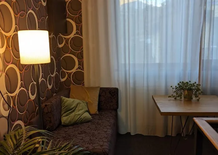 Hotel Club-2100