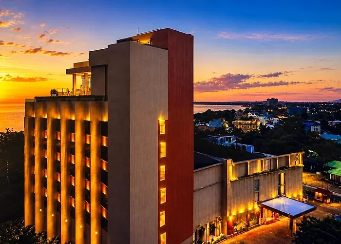 Golden Tulip Essential Belitung