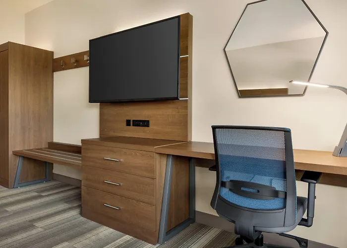 Holiday Inn Express & Suites - Ukiah By Ihg