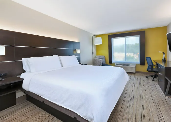 Holiday Inn Express Hotel & Suites Cleveland-Richfield By Ihg