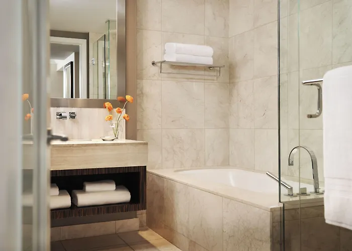 L'Hermitage Hotel