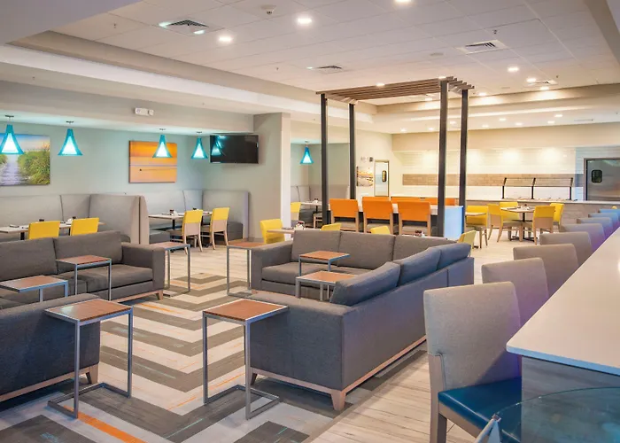 Holiday Inn Pensacola - University Area By Ihg