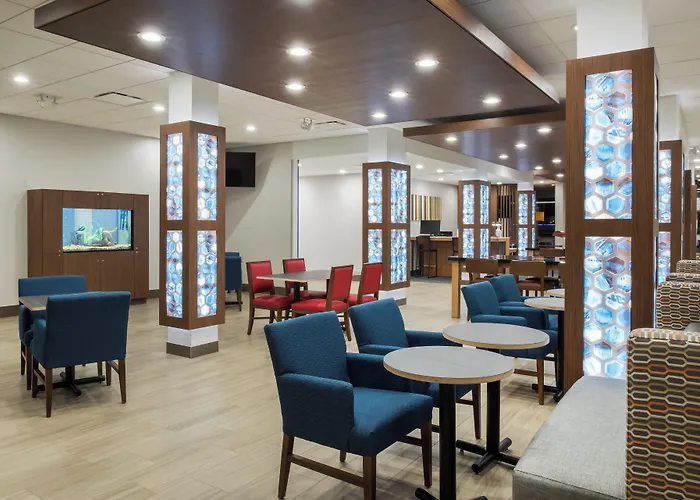 Holiday Inn Express & Suites West Plains Southwest By Ihg