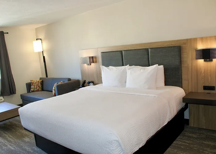 The Cairn Hotel, An Ascend Collection Hotel
