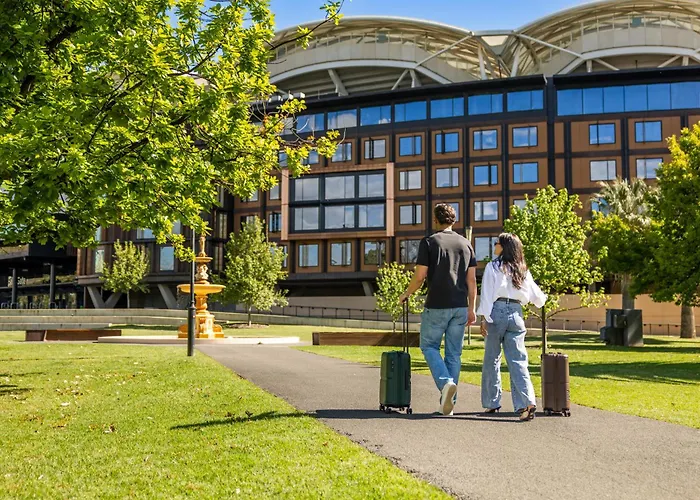 Oval Hotel At Adelaide Oval