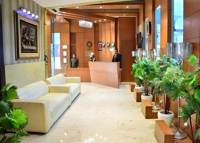 Hotel Signature Grand New Delhi
