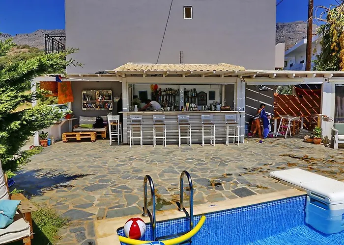 Calma Apartments & Studios