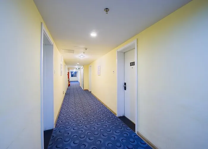 Iu Hotel Zhanjiang Guomao City Square