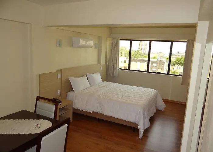 Hotel Almanara