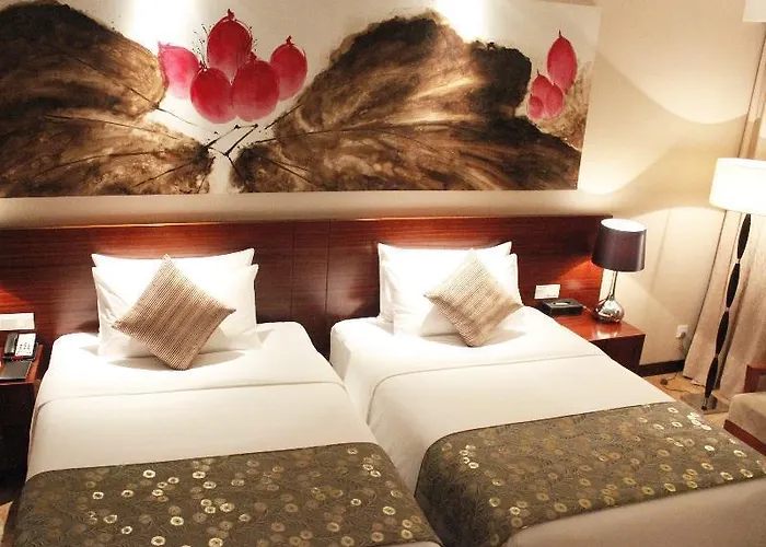 New Joyful Hotel