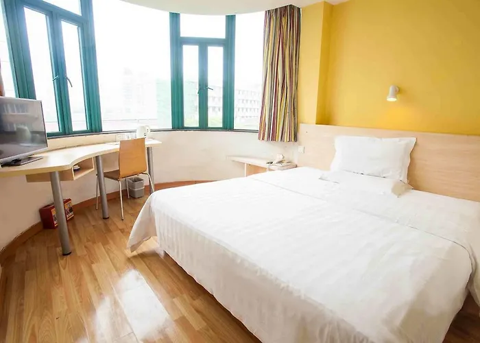 7Days Inn Huanghai First Road