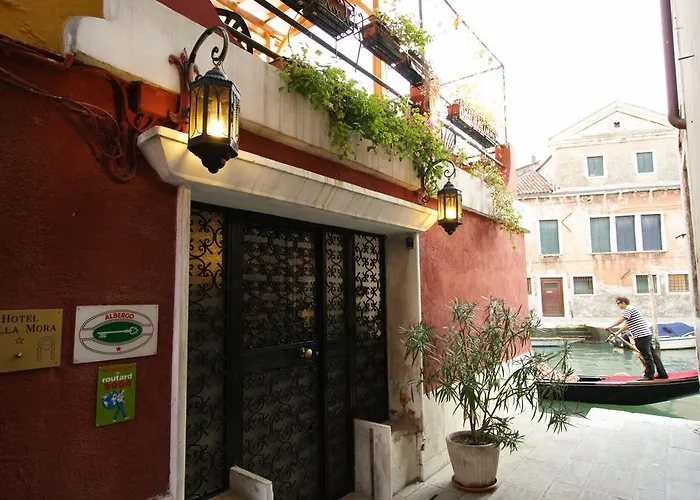 Hotel Dalla Mora