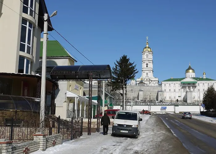 Optima Pochayiv