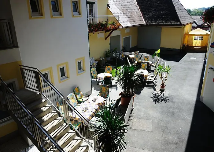 Hotel-Gasthof-Fleischerei - Zur alten Post