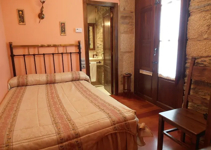 Hostal Virgen De La Encina
