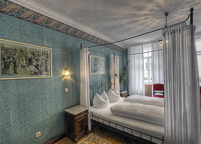 Hotel Orphée - Kleines Haus
