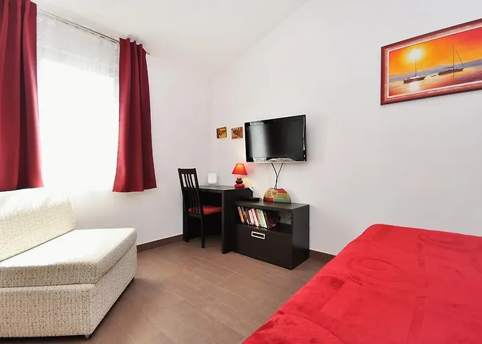 Apartments Zizic