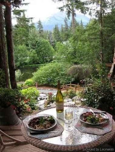 Pearsons Pond Inn And Spa