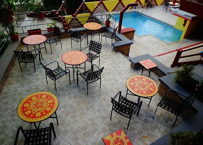 Hotel Maya Vista