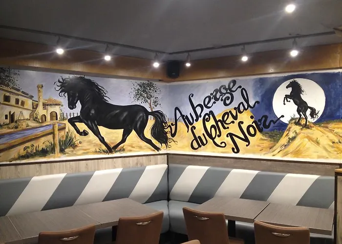 Le Cheval Noir Hotel Paris Pantin