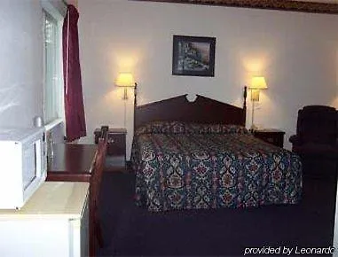 Knights Inn Redgranite