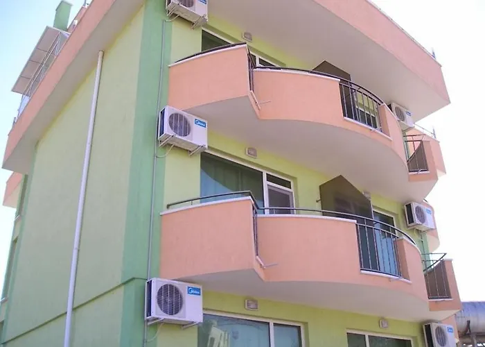 Anelia Family Hotel