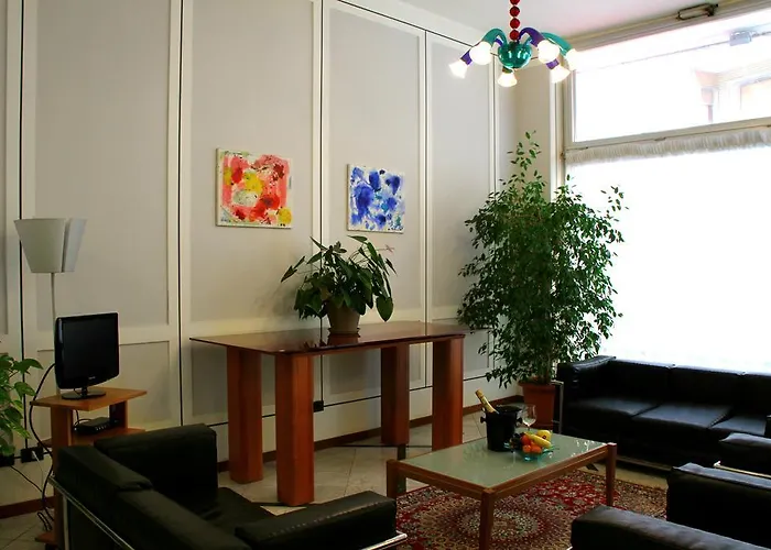 Domus Hotel