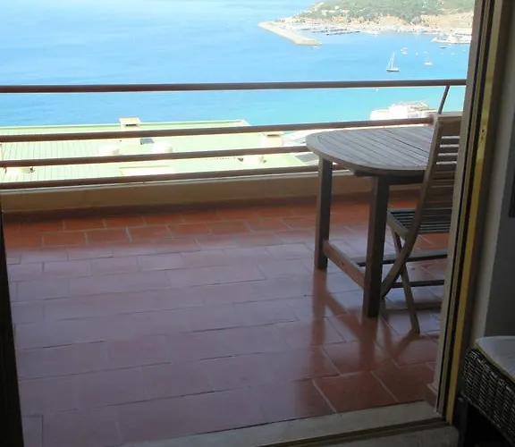 Apartment Over The Ocean
