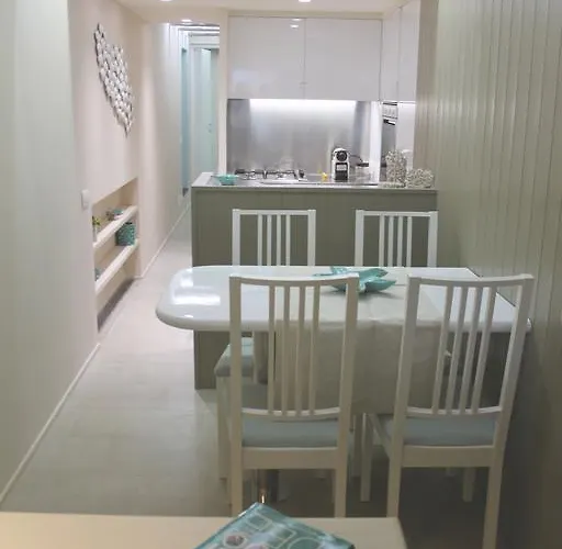 Clara'S House