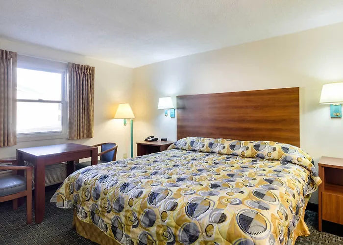 Econo Lodge West Springfield
