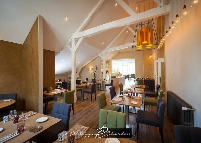 Logis Hotel Le Cheval Blanc