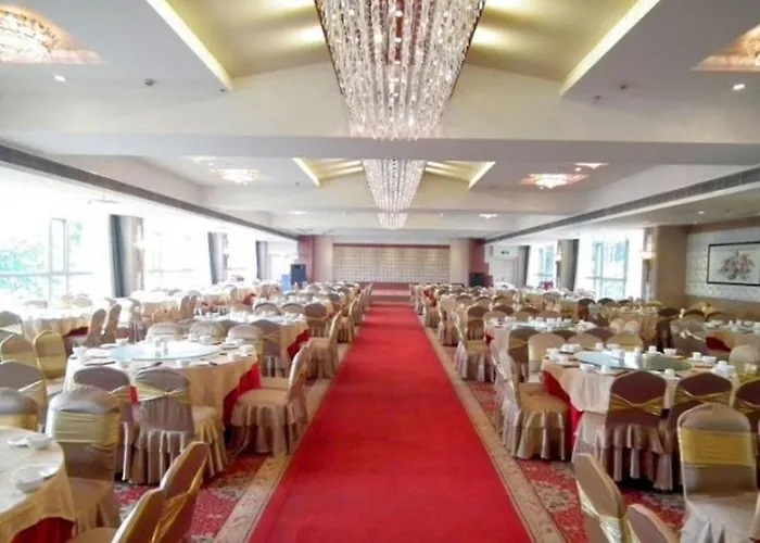 Huasheng Hotel