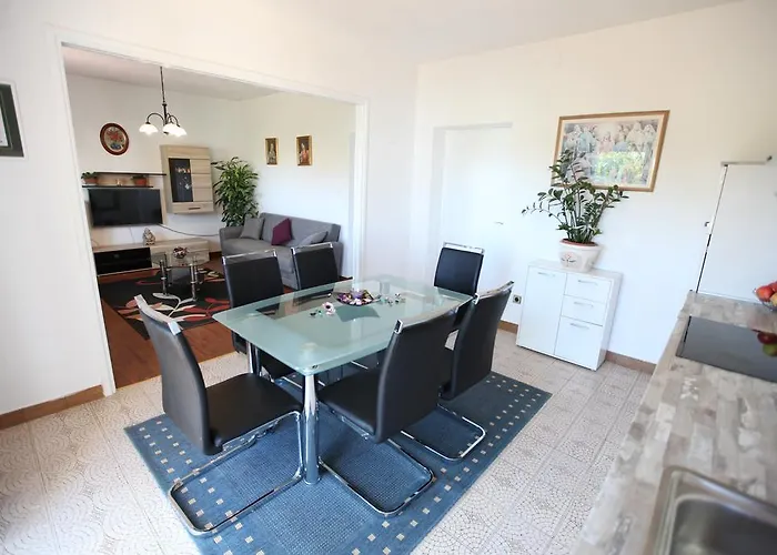 Apartment Marin