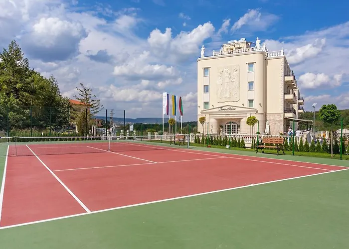 Therma Palace - Balneo Spa, Free Parking & Mineral Pools