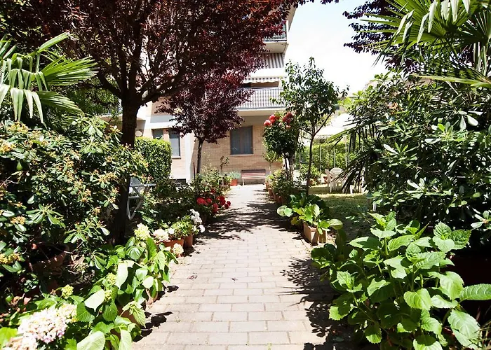 Hotel La Toscana