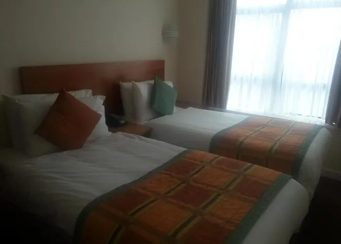 Sefton Express Hotel