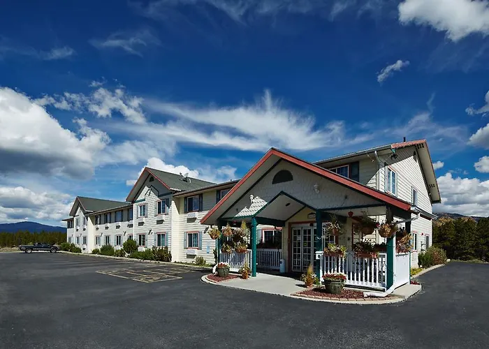 Columbine Inn And Suites