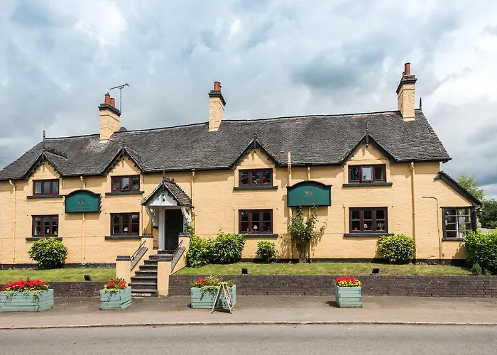 Golden Lion Hotel