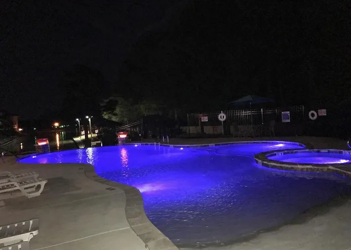 Emerald Isle Resort
