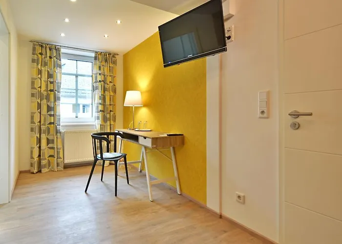 Hotel zur goldenen Sonne