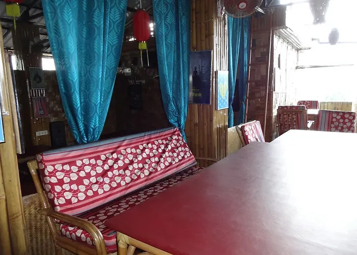 Hotel Lalaji Bayview