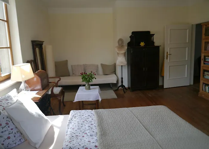 Haus Vincent Stralsund Ferienwohnungen mit eigenen Parkplätzen
