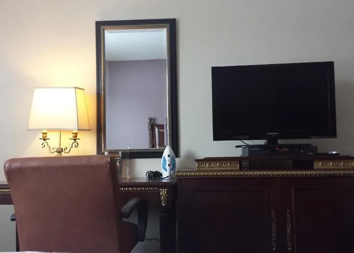 Americas Best Inn & Suites Urbana