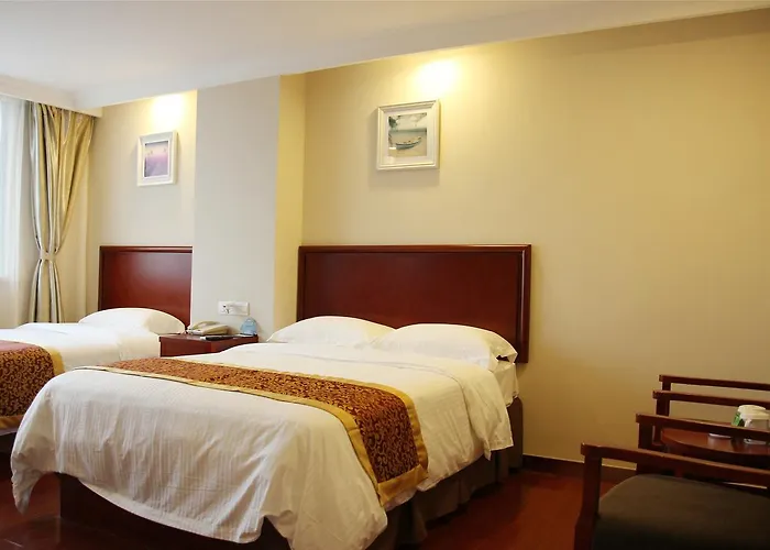 Greentree Inn Anhui Anqing Guangcaisiqi Business Hotel
