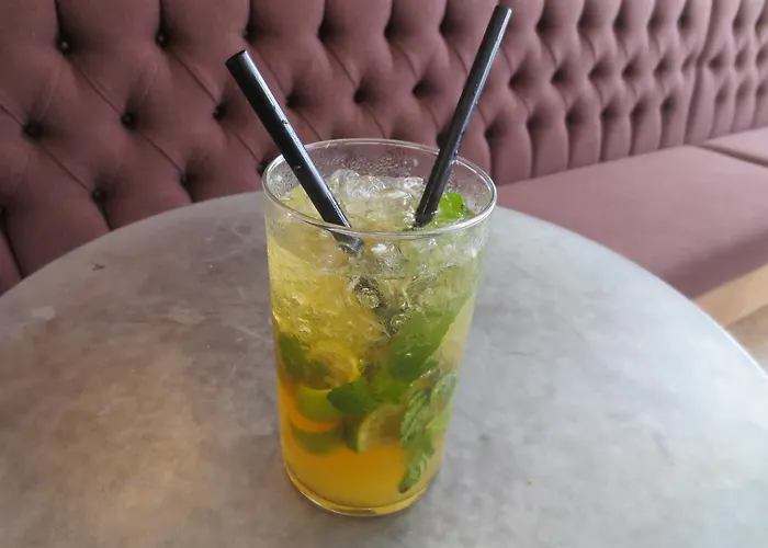 Jardi De Pedra (Adults Only)