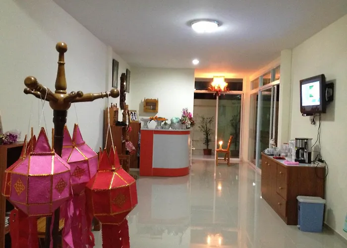 Day Waterfront Hotel