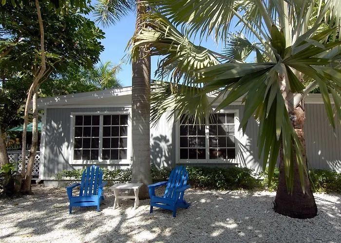 Seahorse Cottages - Adults Only