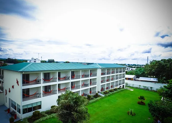 Hotel Montserrat Plaza