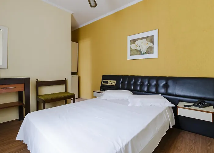 Hotel Acacia